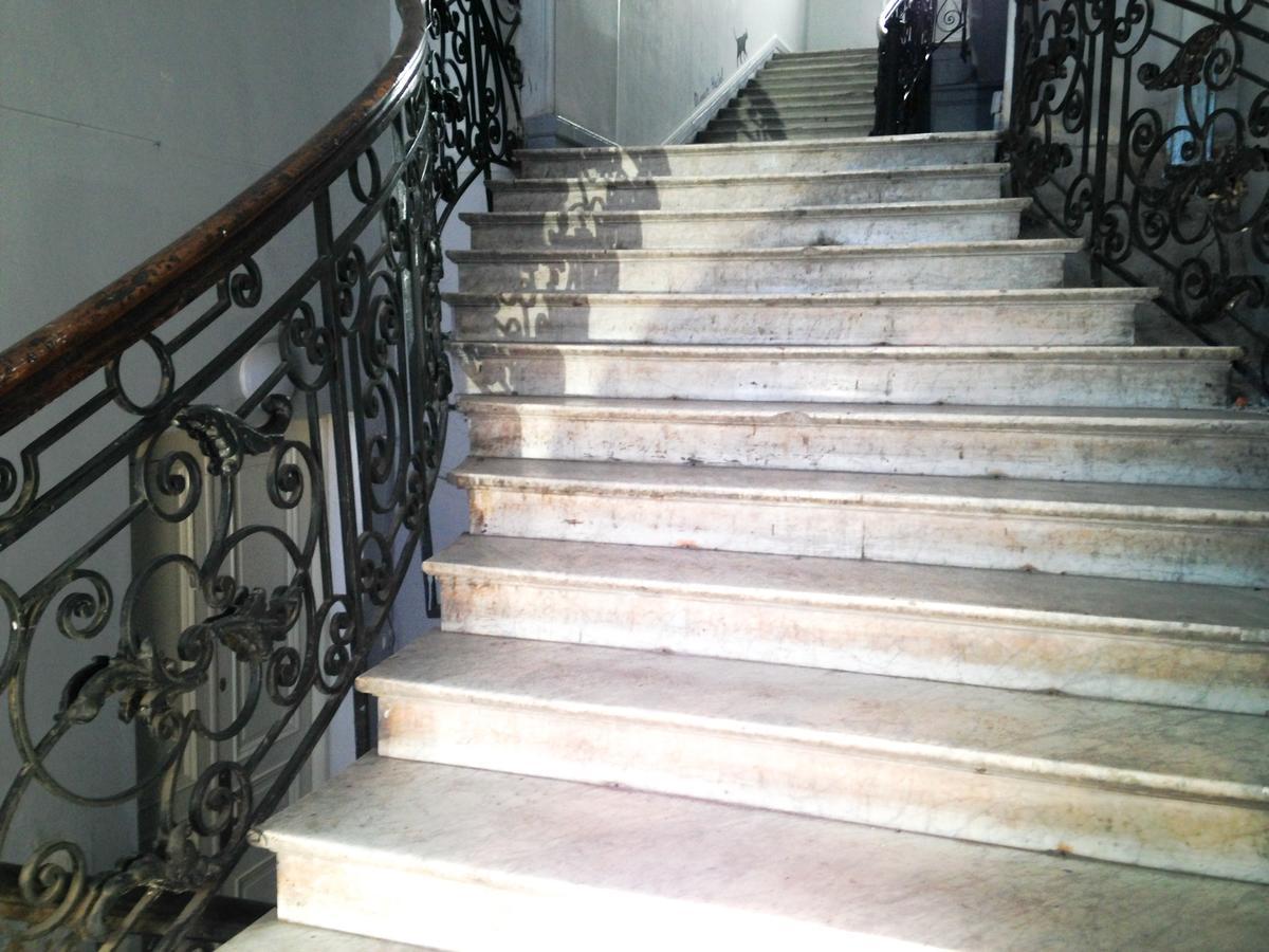 Diwan Hostel Tbilisi Exterior foto