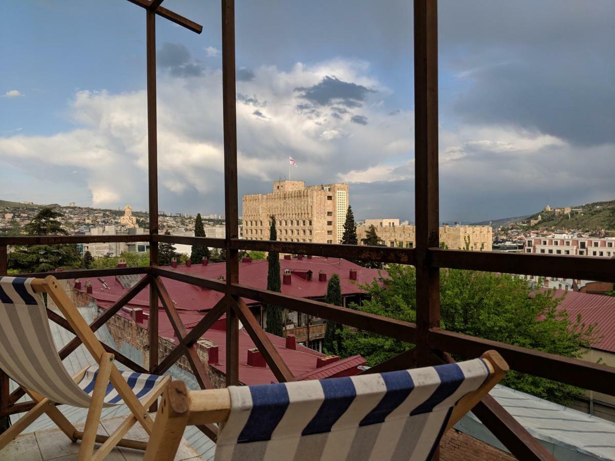 Diwan Hostel Tbilisi Exterior foto